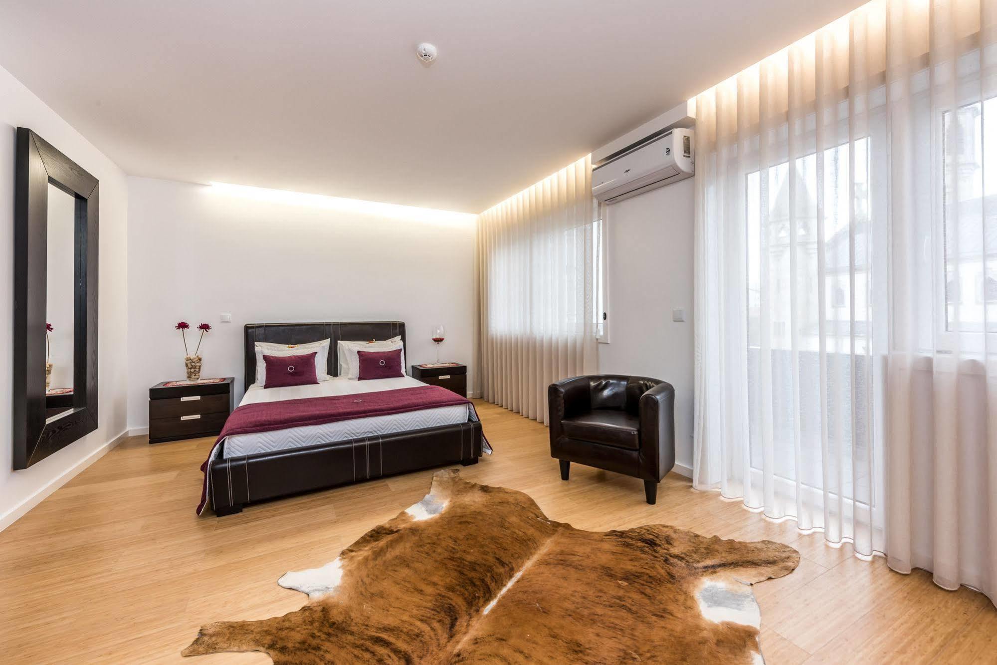 Lounge 3*